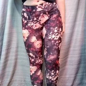 AE Floral Athletic Leggings